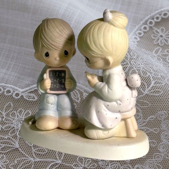 Jonathan David “Love is Patient” Precious Moments 1982, Fish 1983 TM Teacher - Picture 5 of 7